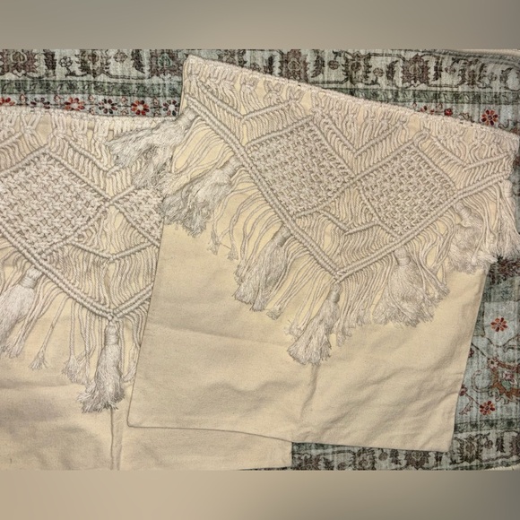 NIP | Cream Macrame Throw Pillow Covers W/ Tassels Set of 2 - Picture 12 of 14